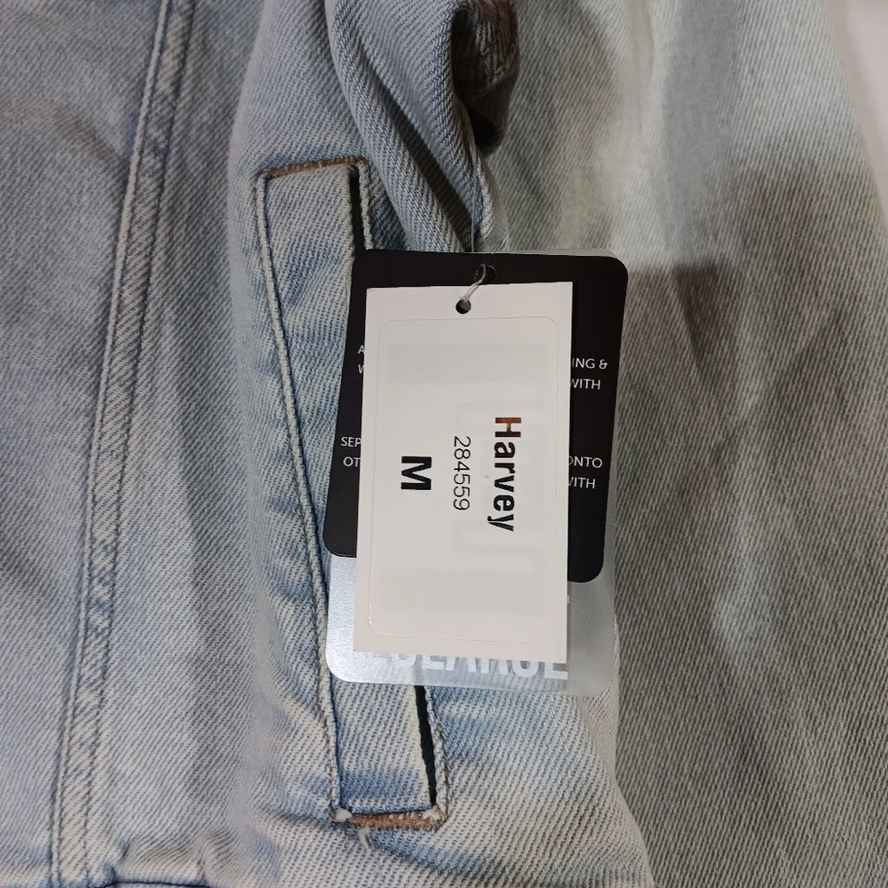 Lularoe NWT Womens Medium Harvey Jean Jacket Light Wash Blue Denim